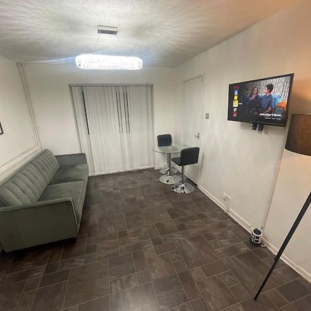 New! 4 Bedroom London House With Garden And Lawn Londres Exterior foto