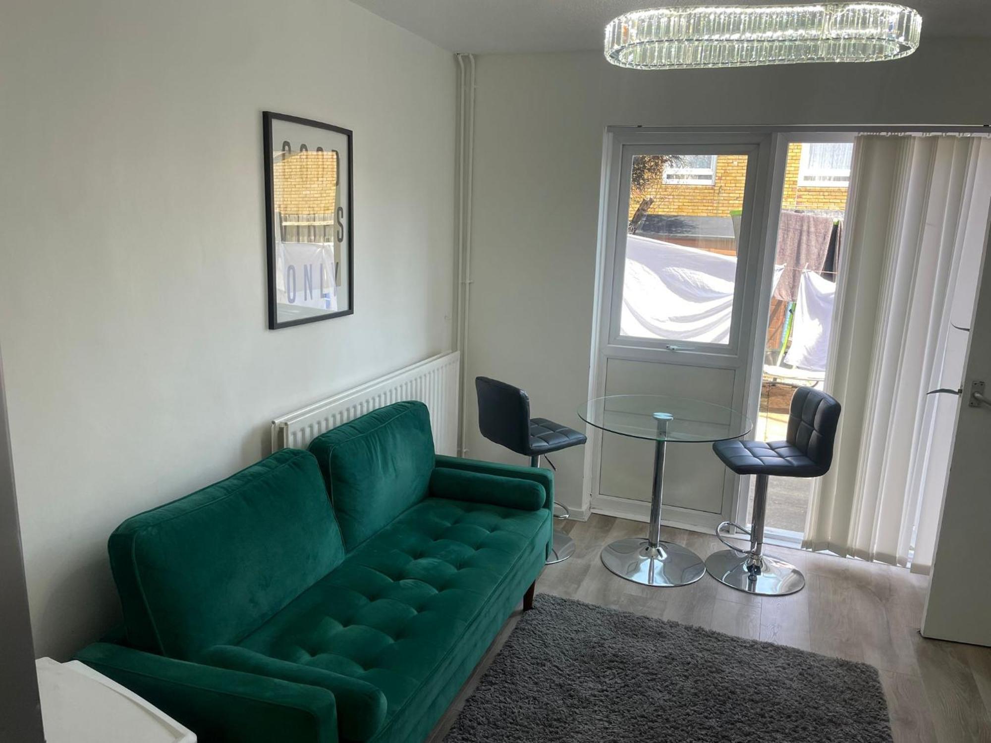 New! 4 Bedroom London House With Garden And Lawn Londres Exterior foto